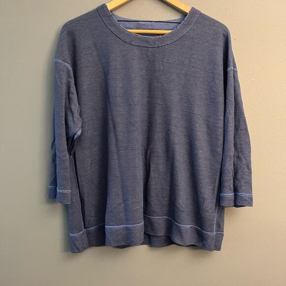 Lands’ End Reversible Sweater - Picture 2 of 4